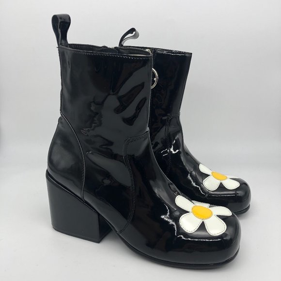 UNIF Shoes - New UNIF Black Patent Leather Daisy Boots - Size 7